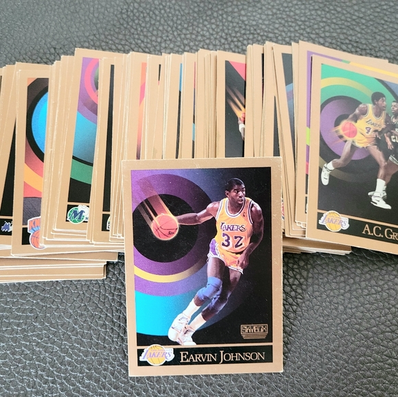 skybox Other - 3/$15 100 basketball cards 1990 Vintage